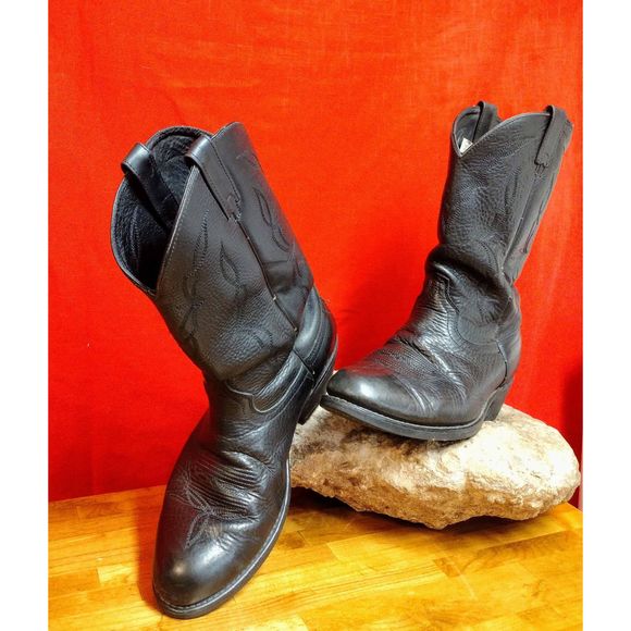 SOLD- Vintage Black Leather Cowboy Boots - Picture 5 of 15